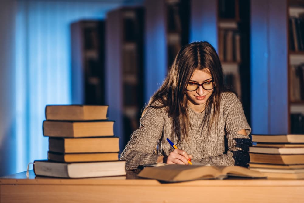 The Hidden World of Essay Ghostwriting: Inside the Writer’s Mind